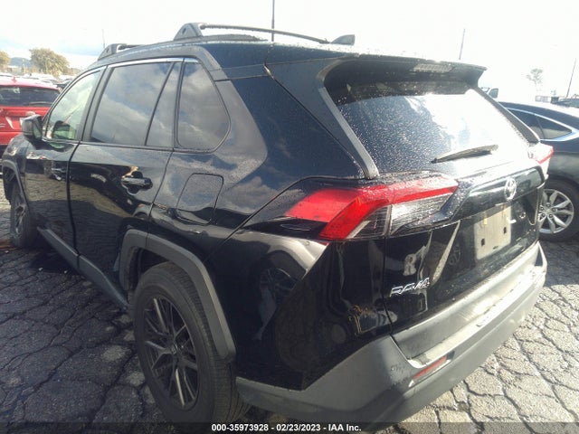 Toyota RAV4 LE 2019 JTMH1RFV2KJ005902 Image 3