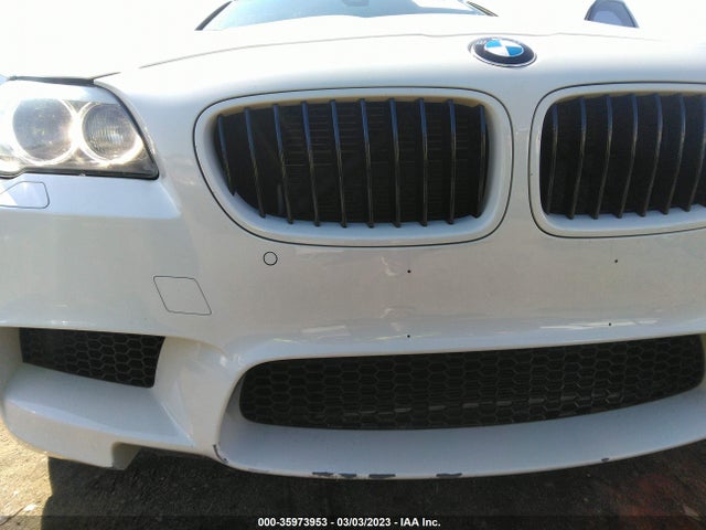 BMW M5 2013 WBSFV9C58DC773755 Image 6