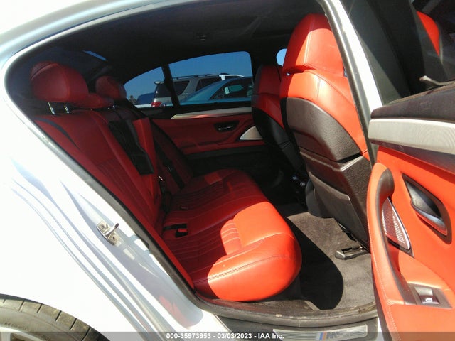 BMW M5 2013 WBSFV9C58DC773755 Image 8