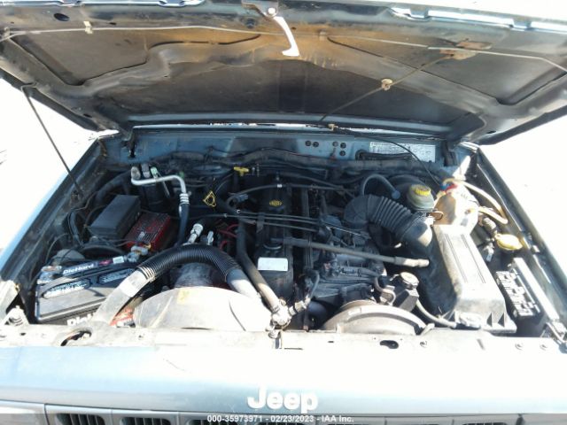 1J4FT68S6WL265484 Jeep Cherokee Sport/classic