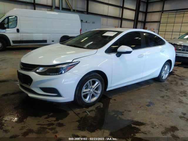 Chevrolet CRUZE LT 2018 1G1BE5SM3J7237767 Image 2