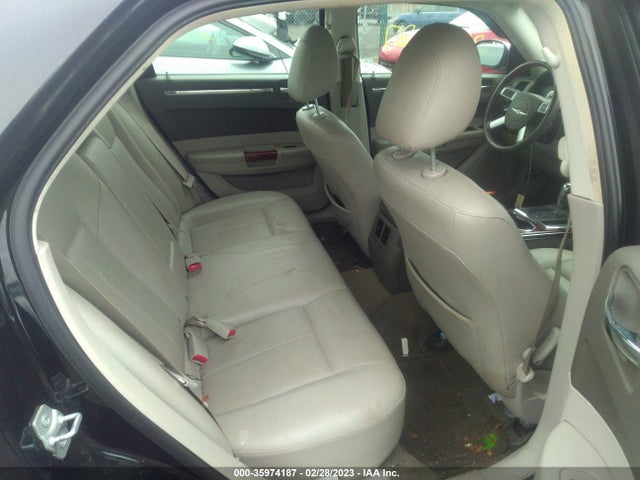 Chrysler 300 Limited 2009 2C3KA33V89H529076 Image 9