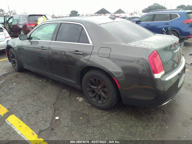Chrysler 300 2015 2C3CCAAG0FH872161 Image 4