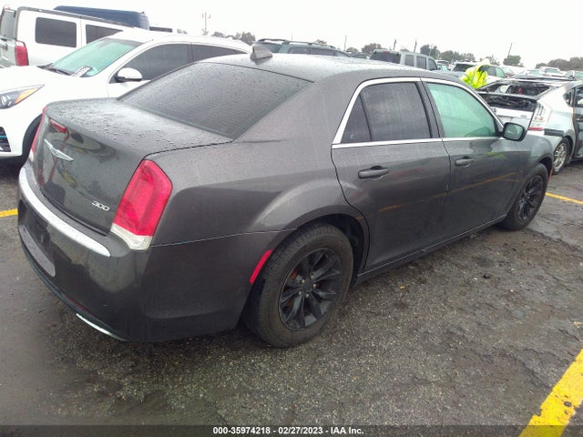 Chrysler 300 2015 2C3CCAAG0FH872161 Image 5