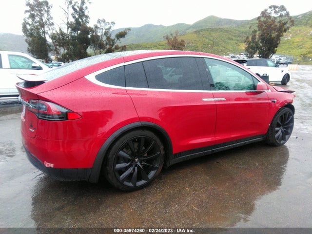 2017 Tesla Model X, VIN: 5YJXCAE20HF057673