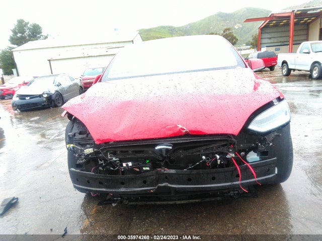 2017 Tesla Model X, VIN: 5YJXCAE20HF057673