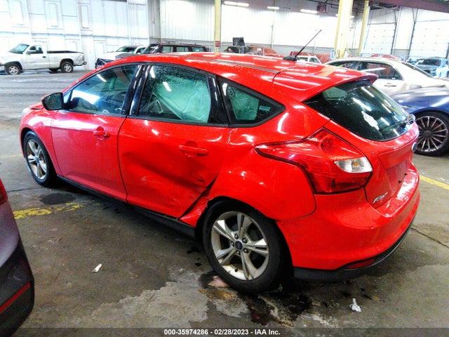 Ford FOCUS SE 2014 1FADP3K29EL145952 Image 3