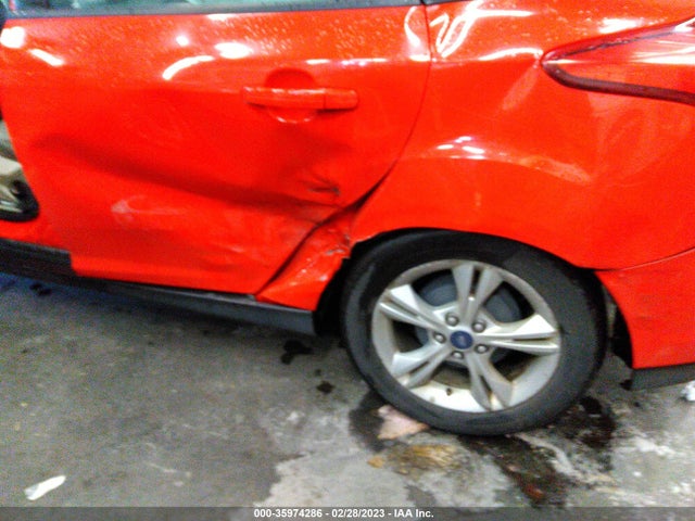 Ford FOCUS SE 2014 1FADP3K29EL145952 Image 6
