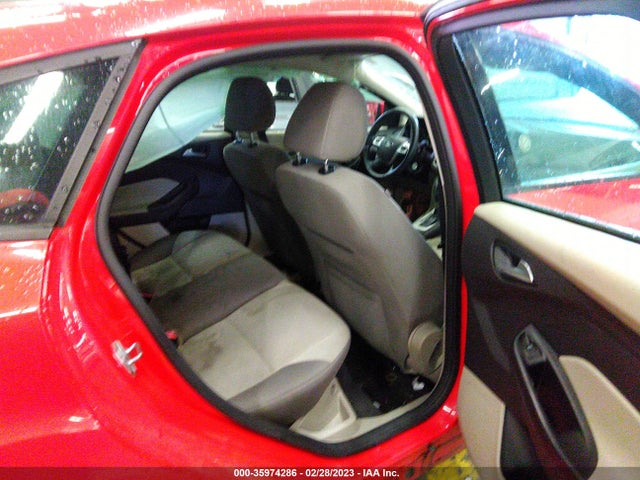 Ford FOCUS SE 2014 1FADP3K29EL145952 Image 8