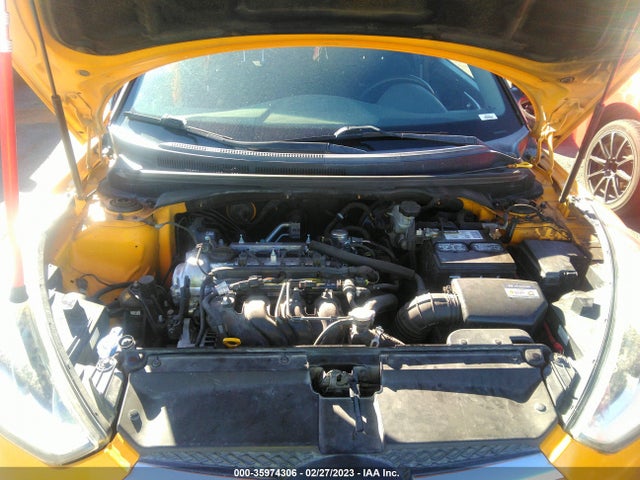 2016 HYUNDAI VELOSTER VIN: KMHTC6AD0GU264844