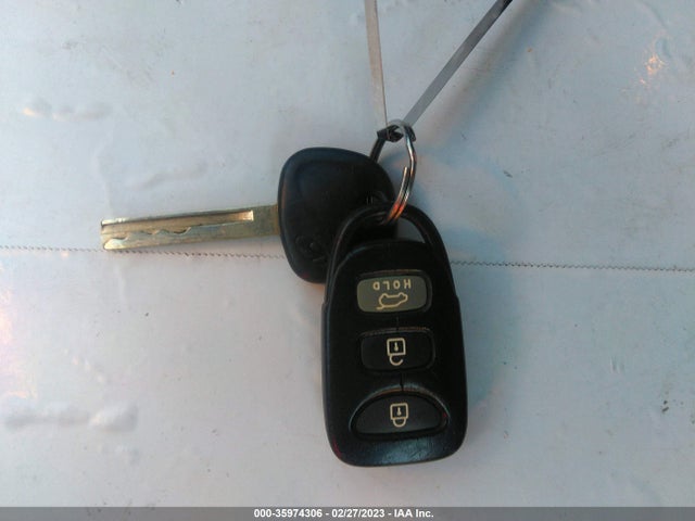 Hyundai VELOSTER 2016 KMHTC6AD0GU264844 Image 3