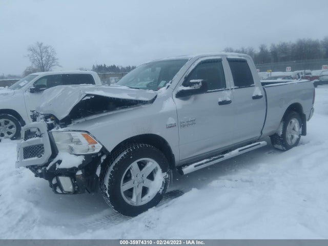 2018 RAM 1500 EXPRESS VIN: 1C6RR7FT2JS141060