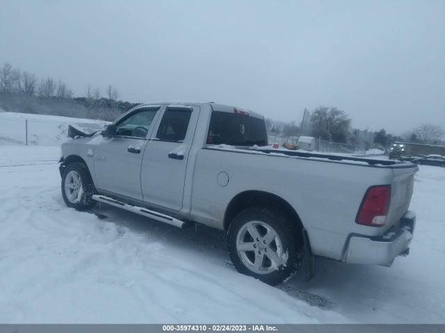2018 RAM 1500 EXPRESS VIN: 1C6RR7FT2JS141060