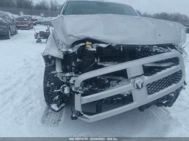 2018 RAM 1500 EXPRESS VIN: 1C6RR7FT2JS141060