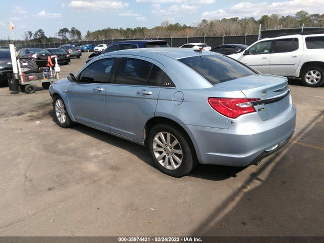 1C3CCBBG2EN115322 Chrysler 200 Touring