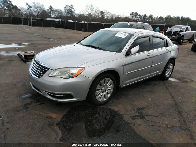 Chrysler 200 LX 2012 1C3CCBAB7CN166849 Image 2