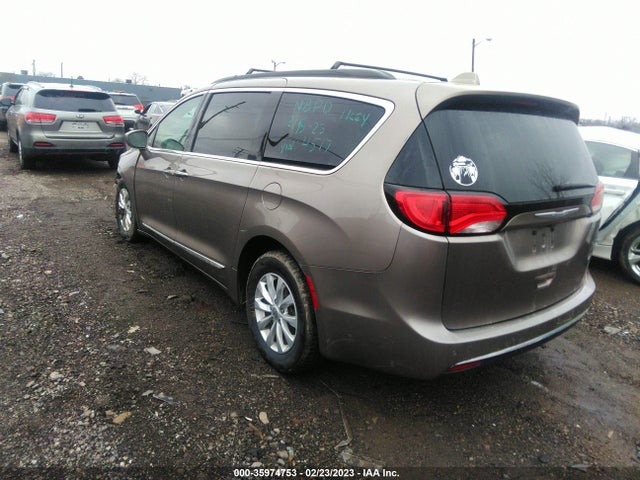 2C4RC1BG1HR804517 Chrysler Pacifica Touring-l