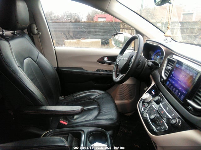 2C4RC1BG1HR804517 Chrysler Pacifica Touring-l