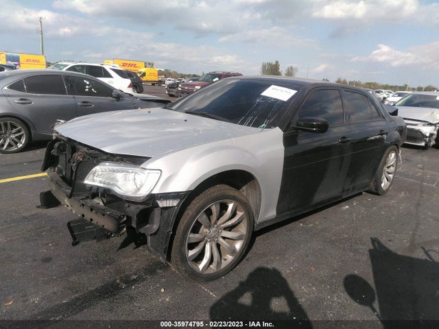 Chrysler 300 300s 2019 2C3CCABG2KH660726 Image 2