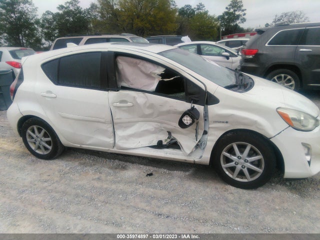 Toyota Prius C One/two/three/four 2015 JTDKDTB35F1090111 Image 7