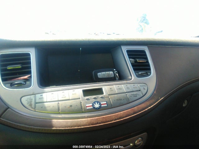 Hyundai Genesis 2011 KMHGC4DEXBU145329 Image 3