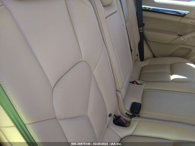 2016 Porsche Cayenne, VIN: WP1AA2A27GKA14620