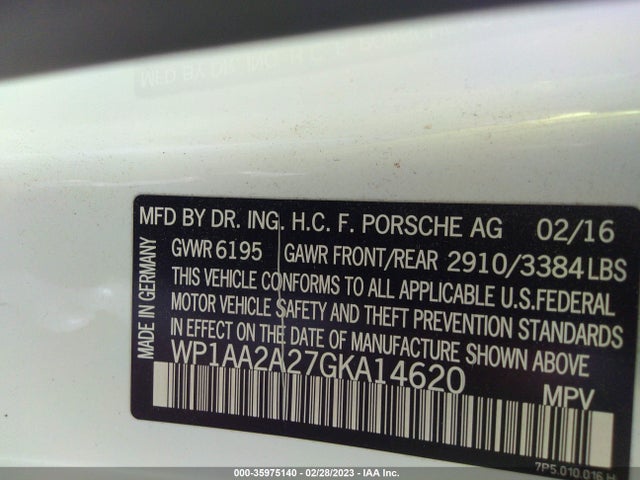 2016 Porsche Cayenne, VIN: WP1AA2A27GKA14620