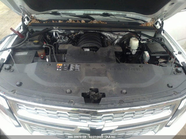 2016 Chevrolet Suburban, VIN: 1GNSKHKC8GR231234