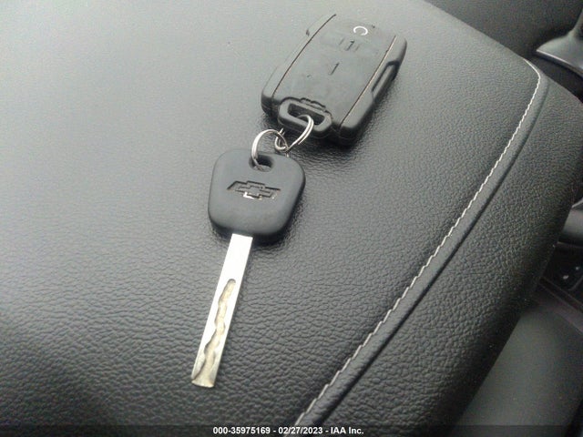 2016 Chevrolet Suburban, VIN: 1GNSKHKC8GR231234