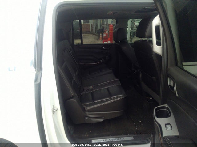 2016 Chevrolet Suburban, VIN: 1GNSKHKC8GR231234