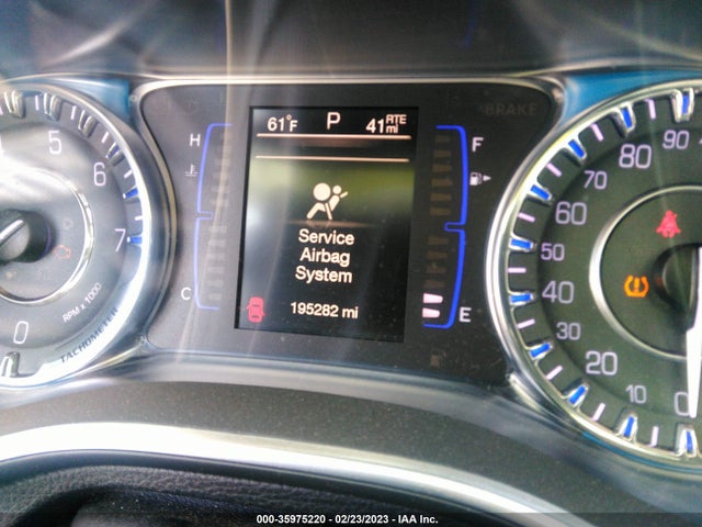 1C3CCCAB3GN148957 Chrysler 200 Limited