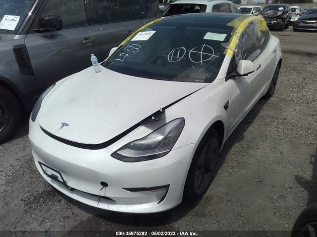 Tesla Model 3 Long Range 2022 5YJ3E1EB8NF349429 Image 2