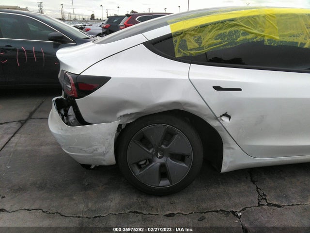Tesla Model 3 Long Range 2022 5YJ3E1EB8NF349429 Image 8