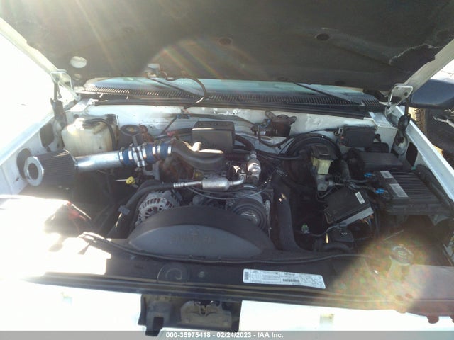 GMC SIERRA 1500 1998 2GTEK19R0W1540436 Image 11