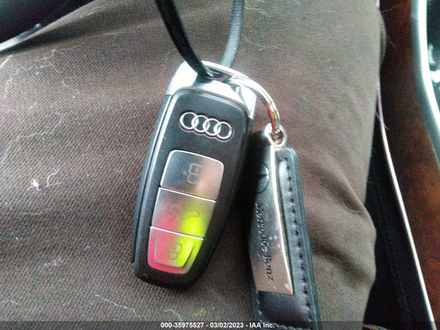 2019 Audi A8, VIN: WAU8DAF86KN005202