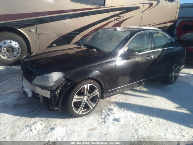 2014 MERCEDES-BENZ C 300 SPORT 4MATIC/LUXURY 4MATIC VIN: WDDGF8AB7EA938290