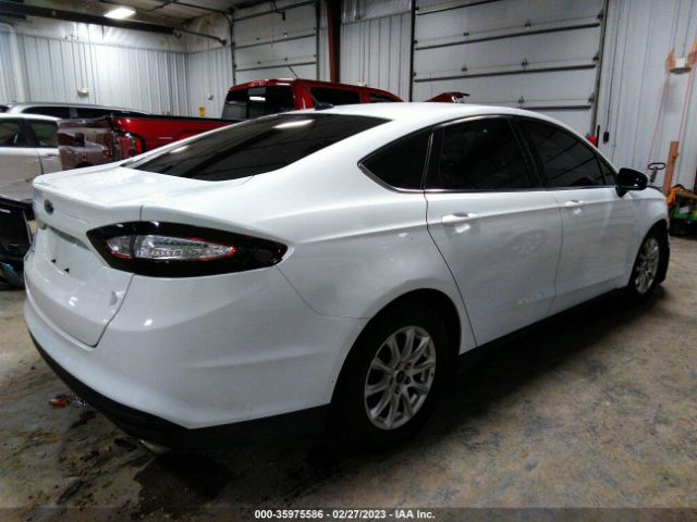 1FA6P0G73F5124211 Ford FUSION S