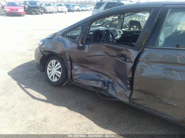 2015 HONDA FIT LX VIN: 3HGGK5G52FM784809