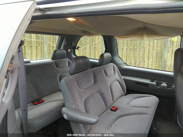 Dodge Caravan Base 2000 2B4FP25B8YR515337 Image 9