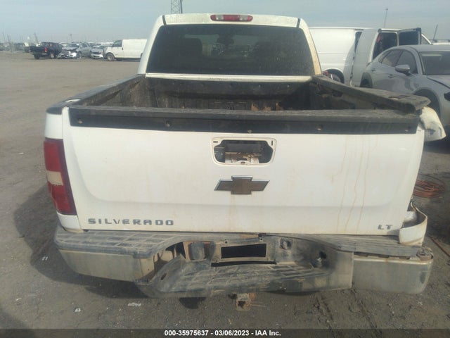 2011 CHEVROLET SILVERADO 1500 LT VIN: 3GCPKSE32BG193547