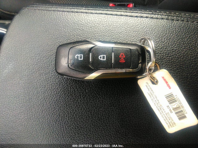 Ford EXPLORER XLT 2017 1FM5K7D89HGD80270 Image 3