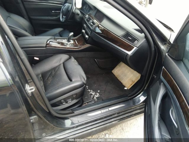 WBAFR9C56BC617476 BMW 5 Series 550i