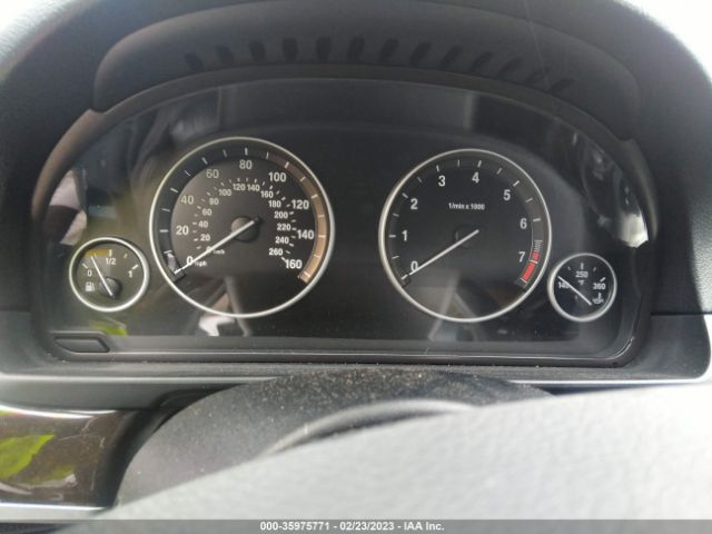 WBAFR9C56BC617476 BMW 5 Series 550i