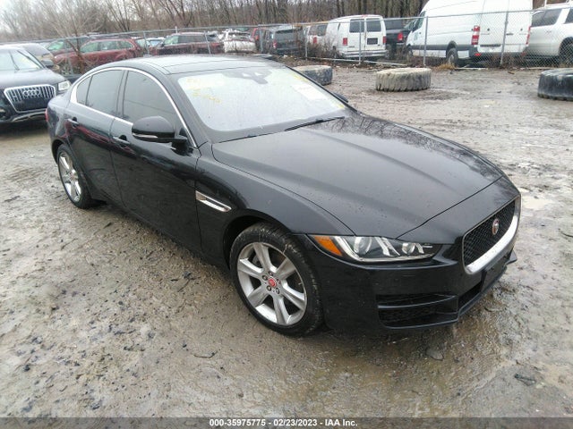2018 Jaguar XE, VIN: SAJAK4FX2JCP34411