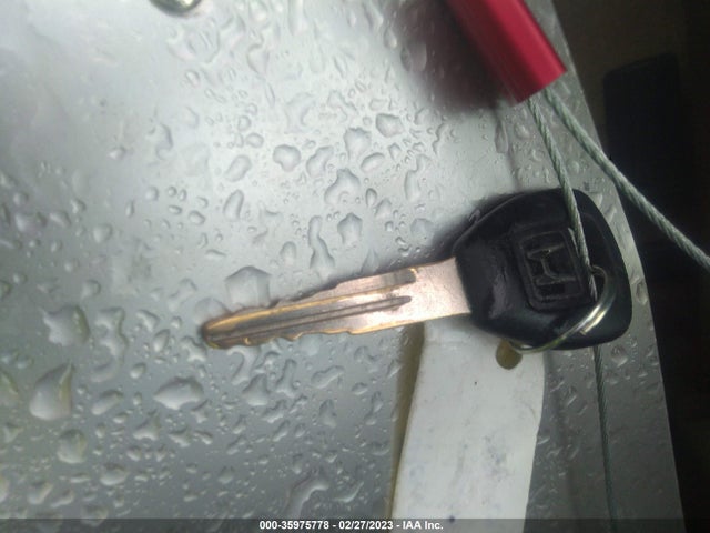 1999 HONDA ACCORD SDN EX VIN: 1HGCG6676XA032182