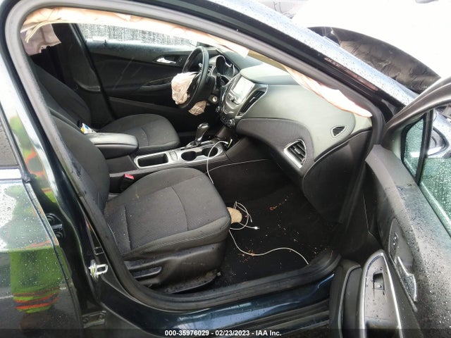 Chevrolet CRUZE LT 2018 1G1BE5SM7J7142760 Image 5