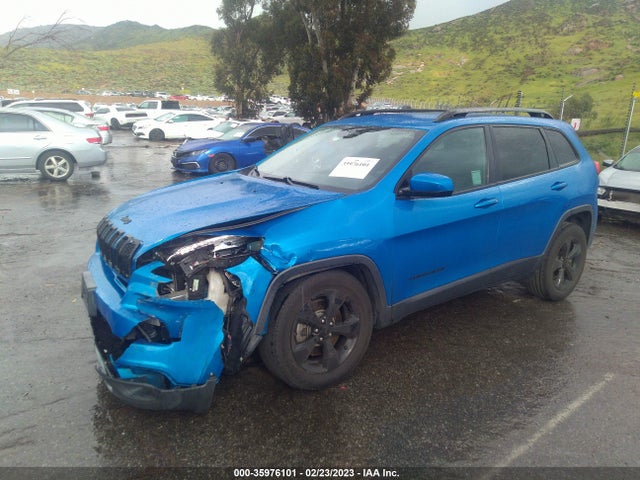1C4PJLCB6JD558620 Jeep Cherokee Latitude