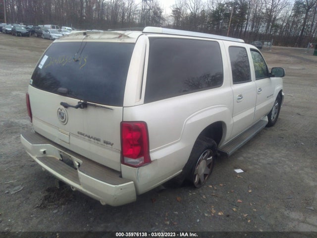 Cadillac ESCALADE ESV 2005 3GYFK66N35G109611 Image 4