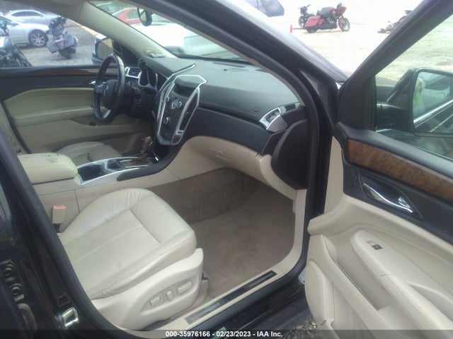 3GYFNAEY9AS613240 Cadillac Srx Luxury Collection