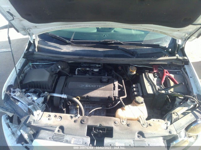 Chevrolet SONIC LS 2016 1G1JA6SH5G4124574 Image 11